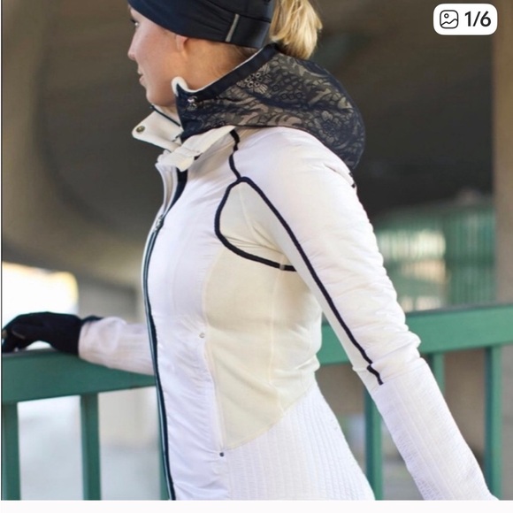lululemon athletica White Ski & Snow Jacket - Picture 8 of 11